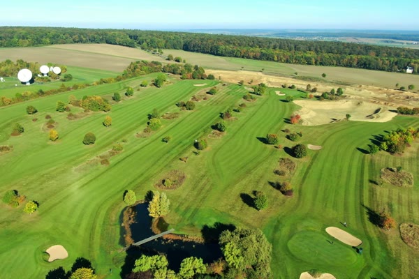 Product image for the product Golf pur am Wochenende: 2 Nächte und 4 Greenfees für zwei